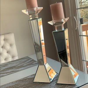 Set of 2 Mirrored candle holders